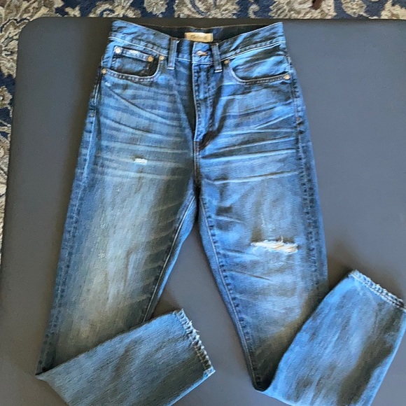 Madewell• Rigid High-Rise Skinny Jeans - Picture 5 of 16